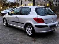 Gebraucht Peugeot 307 110 PS (80 kW) 2003 Silber Limousine