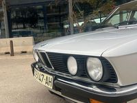 Gebraucht BMW 524 116 PS (85 kW) 1986 Silber Limousine