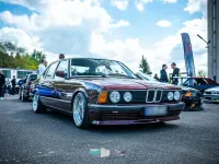 Gebraucht BMW 728 187 PS (137 kW) 1985 Rot Limousine