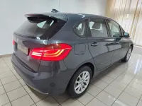 Gebraucht BMW 218 Active Tourer Basis 136 PS (100 kW) 2015 Grau Van / Kleinbus
