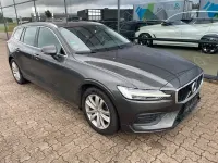 Gebraucht Volvo V60 Momentum 190 PS (139 kW) 2019 Grau Kombi