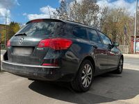 Gebraucht Opel Astra 110 PS (80 kW) 2013 Schwarz Kombi