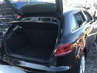 Gebraucht Audi A3 Ambiente 105 PS (77 kW) 2014 Schwarz Limousine