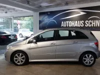 Gebraucht Mercedes B200 140 PS (102 kW) 2006 Silber Van / Kleinbus