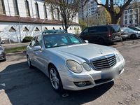 Second-hand Mercedes E320 220 CP (161 kW) 2007 Argintiu Berlinǎ