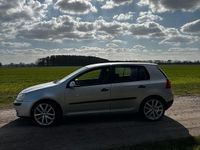 Gebraucht VW Golf V 102 PS (75 kW) 2004 Silber Kleinwagen