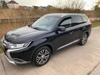Gebraucht Mitsubishi Outlander Plus 150 PS (110 kW) 2017 Schwarz SUV
