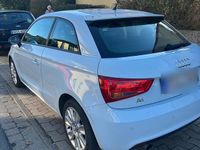 Usata Audi A1 105 CV (77 kW) 2011 Blu Utilitaria