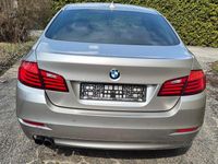Gebraucht BMW 520 184 PS (135 kW) 2014 Andere farben Limousine