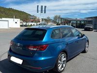 Second-hand Seat Leon FR 184 CP (135 kW) 2015 Albastru Berlinǎ