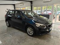 gebraucht BMW 218 Active Tourer i Advantage *1.Hand *Pano *LED