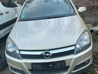 Usata Opel Astra 105 CV (77 kW) 2005 Utilitaria