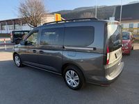 Gebraucht VW Caddy Maxi California 114 PS (83 kW) 2024 Grau Van / Kleinbus