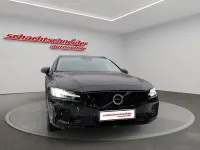 Neu Volvo V60 Business Edition 455 PS (334 kW) 2026 Onyx black metallic Kombi