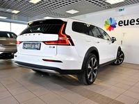 Gebraucht Volvo V60 CC Ultimate 250 PS (183 kW) 2024 Weiß Kombi