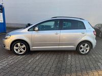 Gebraucht VW Golf VI Team 105 PS (77 kW) 2011 Silber Kleinwagen