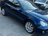 Gebraucht Mercedes C320 300 PS (220 kW) 2006 Beige Limousine