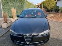 Gebraucht Alfa Romeo 147 105 PS (77 kW) 2010 Schwarz Kleinwagen