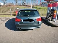 Gebraucht BMW 318 143 PS (105 kW) 2008 Grün Kombi