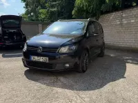 Gebraucht VW Touran Cup 140 PS (102 kW) 2014 Schwarz Van / Kleinbus