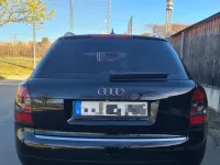 Gebraucht Audi A4 131 PS (96 kW) 2002 Schwarz Kombi