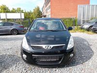 Gebraucht Hyundai i20 Style 101 PS (74 kW) 2011 Schwarz Limousine