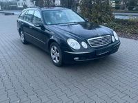 Używany Mercedes E280 177 KM (130 kW) 2005 Czarny Kombi