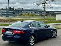 Gebraucht Jaguar XE 179 PS (131 kW) 2016 Blau Limousine