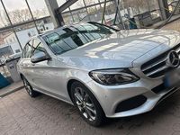 Gebraucht Mercedes C200 136 PS (100 kW) 2016 Silber Limousine