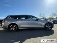 Gebraucht Volvo V60 Core 398 PS (292 kW) 2022 Schwarz Kombi