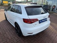 Gebraucht Audi A3 Sportback e-tron 204 PS (150 kW) 2020 Weiß Kleinwagen