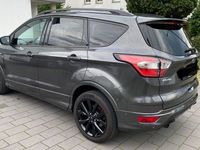 gebraucht Ford Kuga 2.0 EcoBoost 4x4 Aut. ST-Line