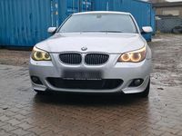 Gebraucht BMW 525 191 PS (140 kW) 2003 Silber Limousine