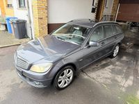 Gebraucht Mercedes C200 136 PS (100 kW) 2009 Grau Kombi