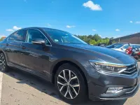 Gebraucht VW Passat Style 120 PS (88 kW) 2019 Grau Limousine