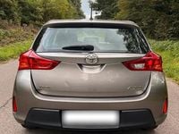 Gebraucht Toyota Auris 99 PS (72 kW) 2013 Grau Limousine