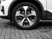 Gebraucht Volvo XC40 Plus 163 PS (119 kW) 2023 Weiss SUV
