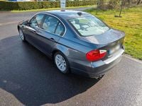 Gebraucht BMW 325 218 PS (160 kW) 2006 Limousine