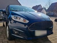 Gebraucht Ford Fiesta 95 PS (69 kW) 2016 Blau Kleinwagen