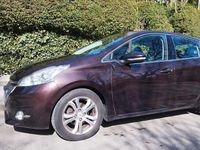Gebraucht Peugeot 208 Allure 120 PS (88 kW) 2012 Braun Kleinwagen