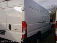 Gebraucht Citroën Jumper 165 PS (121 kW) 2024 Weiß Van / Kleinbus