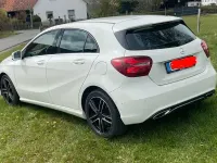 Gebraucht Mercedes A180 122 PS (89 kW) 2017 Weiß Limousine