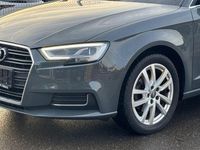 Gebraucht Audi A3 Comfort 150 PS (110 kW) 2017 Grau Limousine