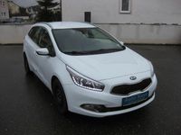 Gebraucht Kia Ceed Sportswagon Vision 135 PS (99 kW) 2013 Weiß Kombi