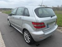 Gebraucht Mercedes B200 136 PS (100 kW) 2007 Grau Van / Kleinbus