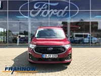 Gebraucht Ford Grand Tourneo Connect Titanium 150 PS (110 kW) 2025 Rot Van / Kleinbus