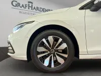Gebraucht VW Golf VIII Move 116 PS (85 kW) 2023 Weiß Limousine