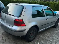 Gebraucht VW Golf 105 PS (77 kW) 2002 Silber Coupé
