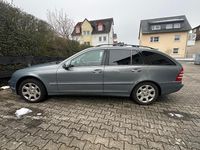 Gebraucht Mercedes C180 143 PS (105 kW) 2005 Grau Kombi