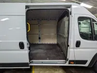 Gebraucht Opel Movano 165 PS (121 kW) 2024 Weiß Van